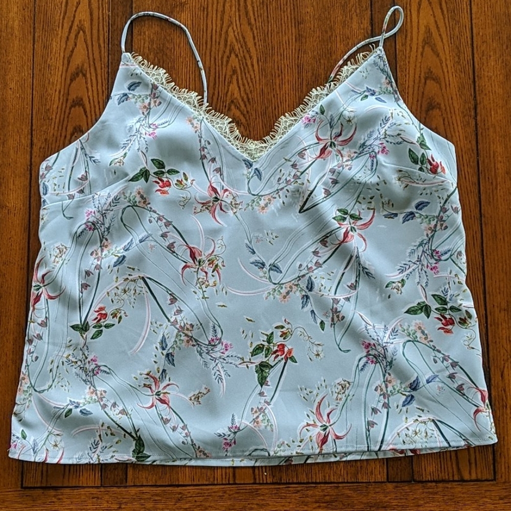 Bebe floral tank top